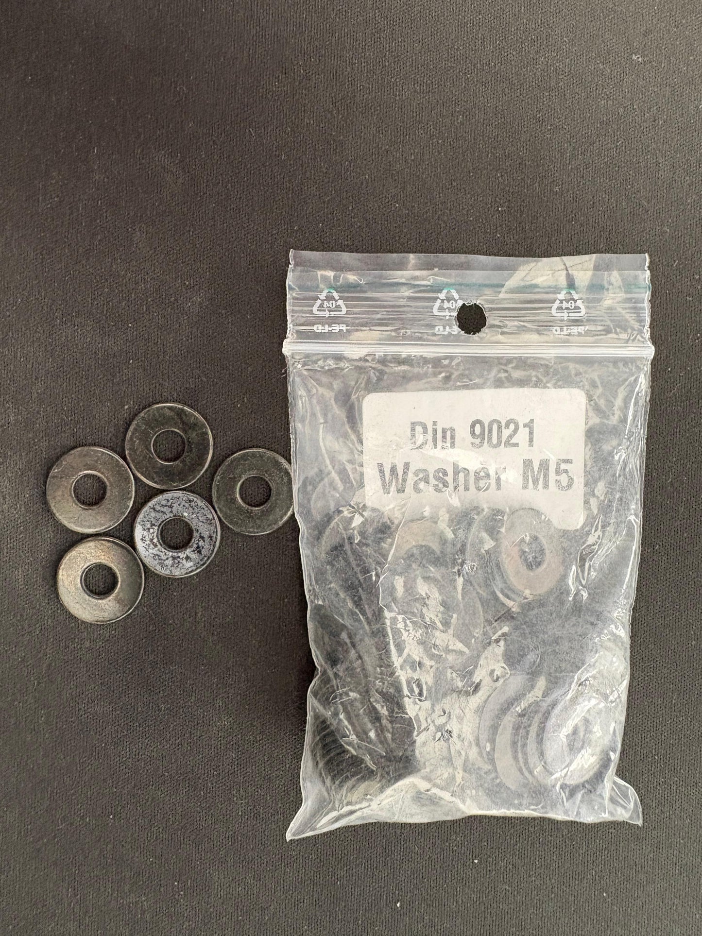 M5 Washer DIN 9021
